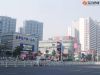 近期，杭州楼盘降价，售楼处被砸；兴业银行、交通银行全面停止开发商按揭开发贷两则消息引爆地产圈。关于二三线城市房价将暴跌的声音更是甚嚣尘上。

那么，如果中国二三线城市房价开始暴跌，会是哪些城市先遭殃？

