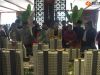 置业顾问讲解沙盘
