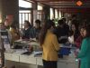 网友们留下联系方式