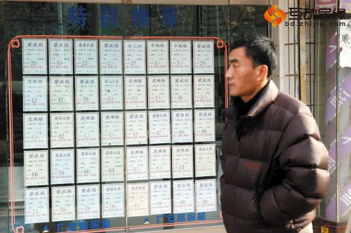 摄影记者张春雷