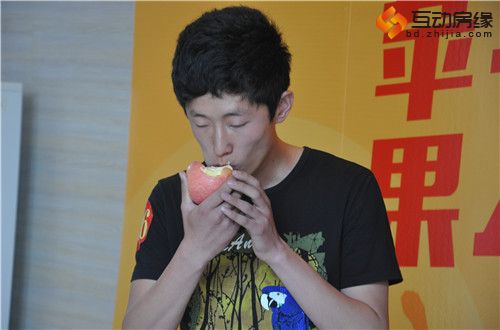 5月17日领秀紫晶城苹果大胃王挑战赛