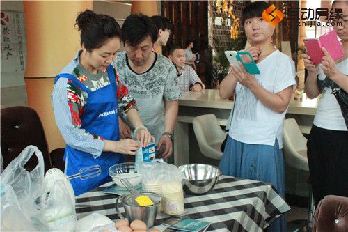 5月24日荣联天下城美食烘焙 蛋挞、曲奇各种吃