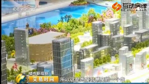 沈大伟 合肥徽庆楼酒店经理：合肥是13年买的，13年8月份买的。 记者：价格是多少？价格当初在六千多一点。记者：现在呢？现在好象一万五左右了。翻了一倍多。