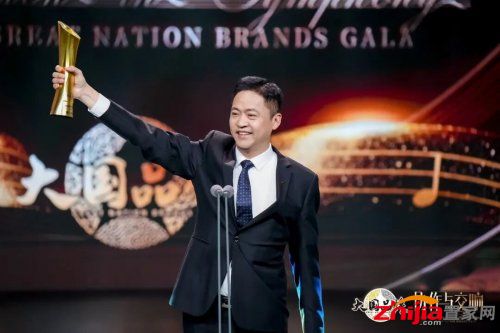 载誉前行！云峰莫干山荣膺年度品牌，携手行业共筑绿色未来