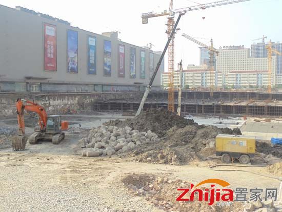 中道生活广场两层地下已建好 即将出地面