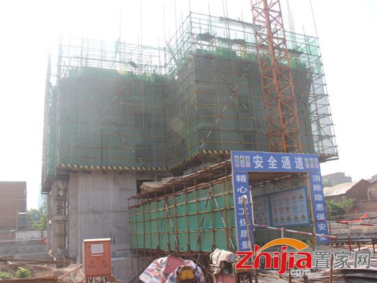 盛锦花园1#楼出地面6层 其余在建楼栋已封顶