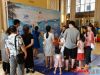 龙湖公馆“六·一”探秘海洋主题活动业主正在参加趣味活动