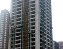 安居东城楼体主体己完工 正在进行外立面装潢