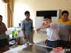 面点师傅正在展示印度甩饼