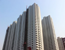 北海庄园窗户已安装完毕现进行外立面装饰