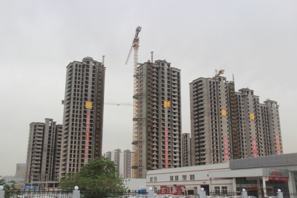 玉如意北部新起之秀 全面封顶二次结构施工中