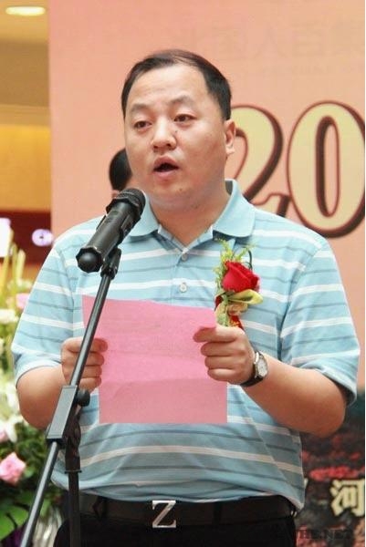 《燕赵都市报》商贸地产部崔超峰先生