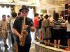 萨克斯伴奏点缀咖啡时光