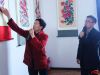 剪纸艺术家任志国介绍剪纸作品