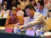 与会嘉宾交流观点