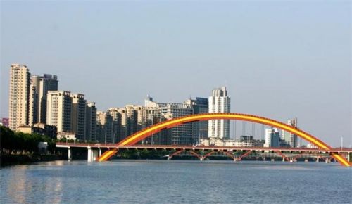 只能说，北京政治、文化、经济中心的地位当之无愧。
