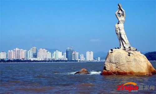 只能说，北京政治、文化、经济中心的地位当之无愧。