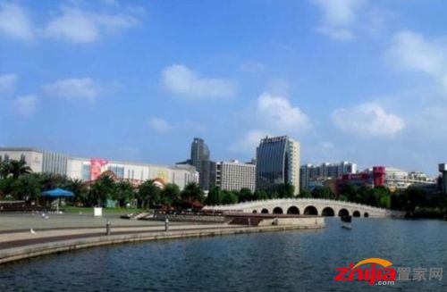 只能说，北京政治、文化、经济中心的地位当之无愧。