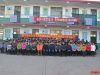 东胜慰问团与平山王母小学师生合影