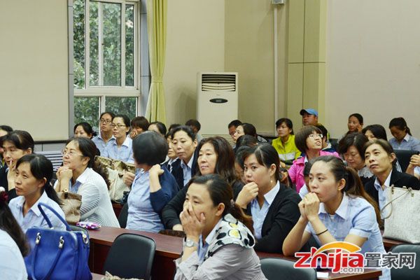 桃“礼”满天下 东胜谢师恩