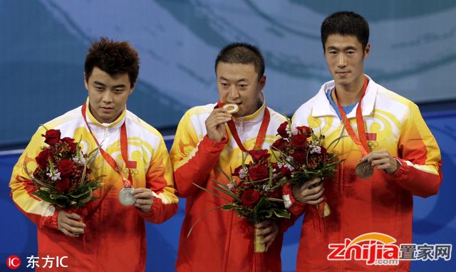 李宗伟成奥运历史第三人!原来奥运三连亚更难