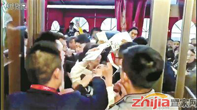 三城多个新盘“日光”: 背后是房价下调和过度营销