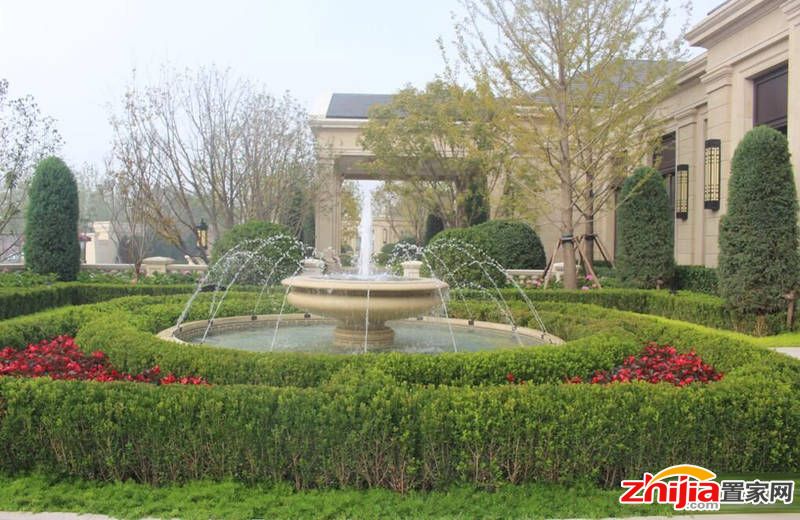 融创中心 南二环名企盘自建幼儿园和学校
