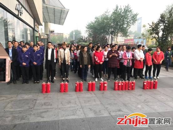 紧抓消防安全 东胜广场多举措筑牢安全“防火墙”