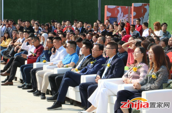 荣盛御府“千里江山”意境园林示范区揭开神秘面纱,匠心打造石门高端定制尊尚生活场